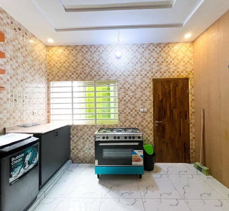 Appartements Meublés à Louer à Fidjrossè Plage - BENIN-IMMO