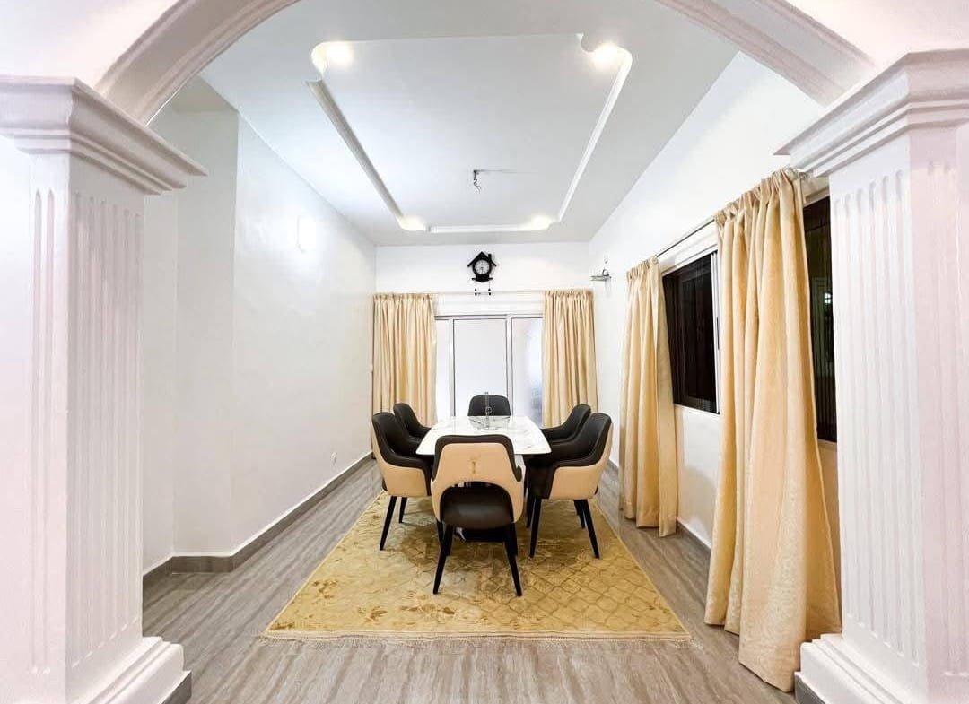 Appartements Meublés à Louer à Fidjrossè Plage - BENIN-IMMO