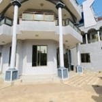 Bureaux de 10 Pièces à Louer à Fidjrossè - Cotonou - BENIN-IMMO