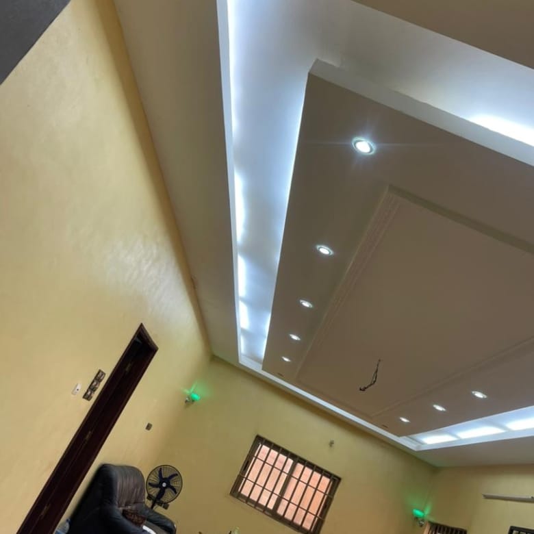 Villa récente à vendre – Tori Bossito, à proximité de l’usine FIFA - BENIN-IMMO