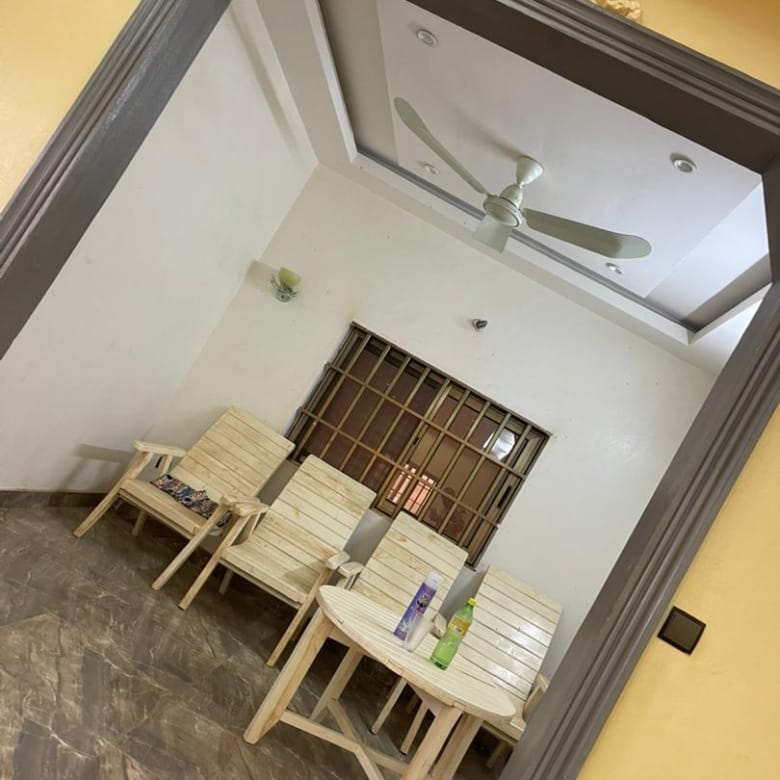 Villa récente à vendre – Tori Bossito, à proximité de l’usine FIFA - BENIN-IMMO