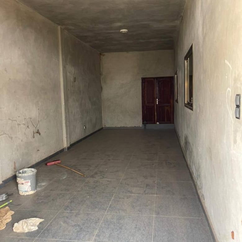 Villa récente à vendre – Tori Bossito, à proximité de l’usine FIFA - BENIN-IMMO