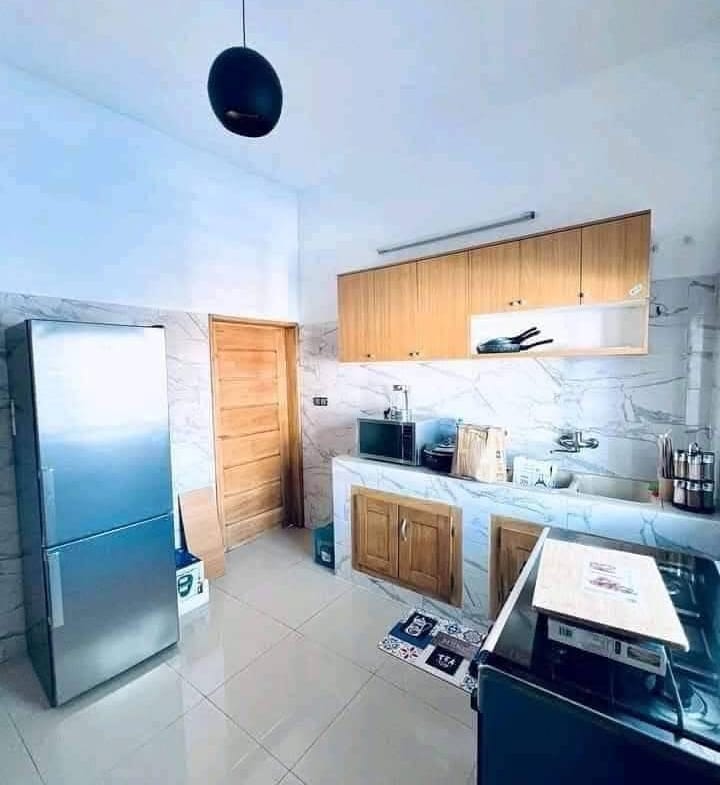 Villas de 3 Chambres à Vendre - Fidjrossè Plage - BENIN-IMMO