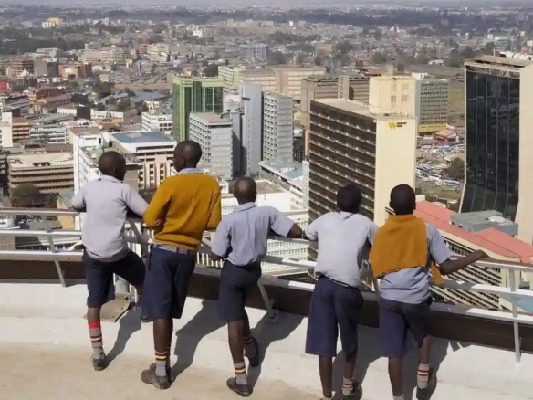 Le secteur de l'immobilier en Afrique est confronté à de nombreux défis qui limitent sa croissance et sa contribution à l'économie.