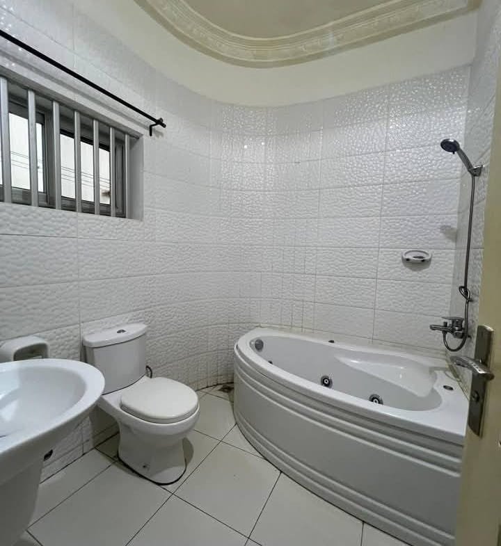 Appartement 4 Chambres à louer Fidjrossè - BENIN-IMMO