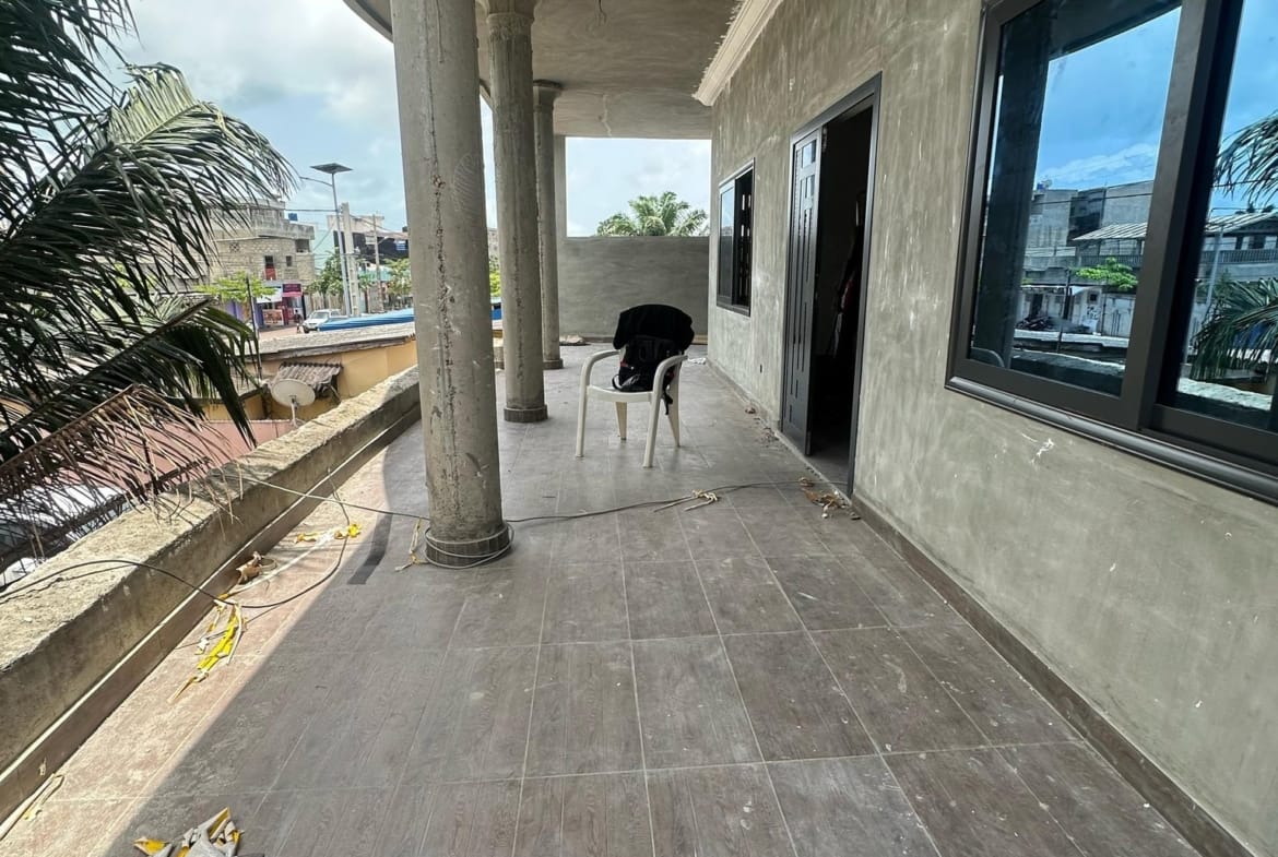 Appartement 4 Pièces Fidjrossè 500k - BENIN-IMMO
