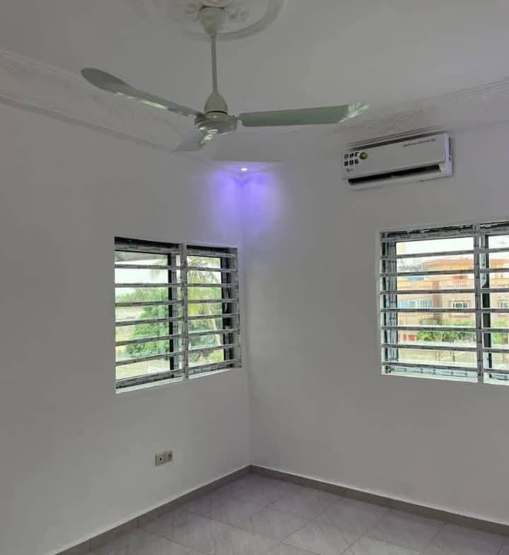 Des Appartements 4 Pièces à Fidjrossè Togbin Plage