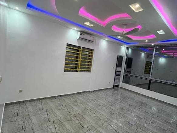 Des Appartements 4 Pièces à Fidjrossè Togbin Plage