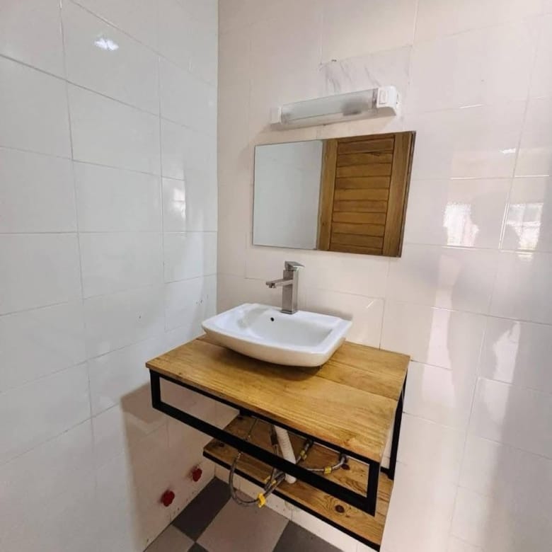 Villa 5 Chambres à louer - Les Cocotiers Cotonou - BENIN-IMMO