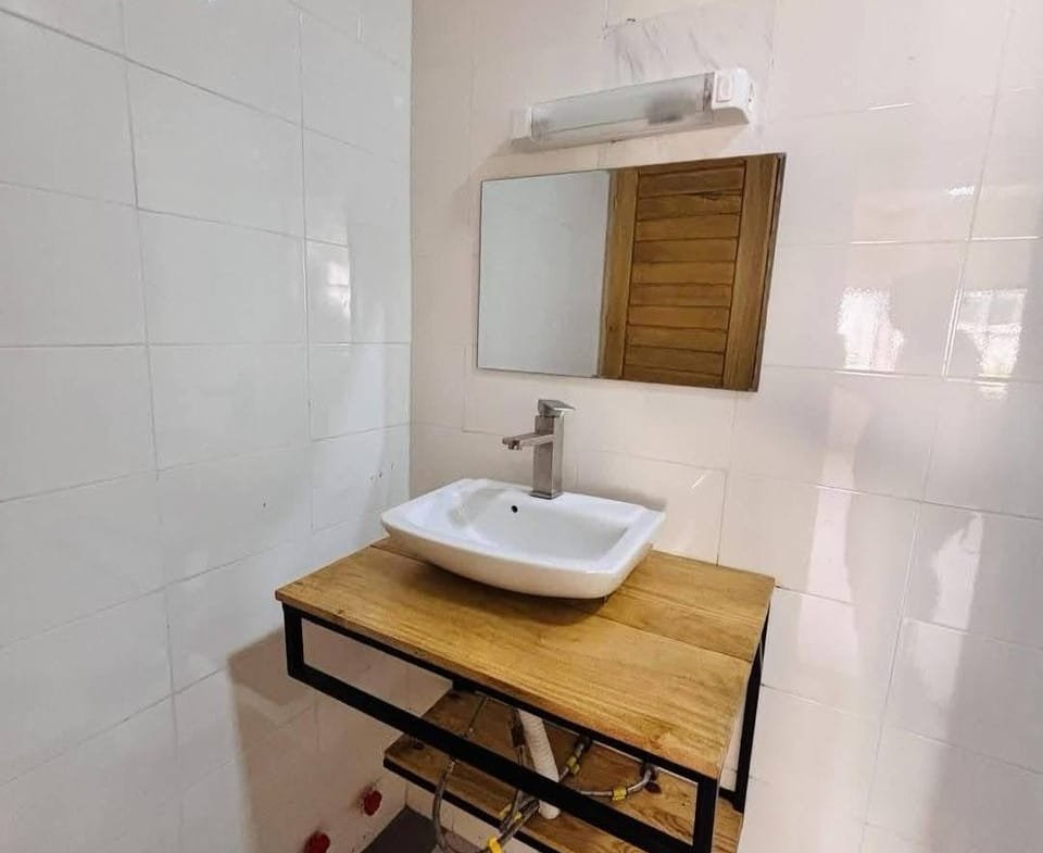 Villa 5 Chambres à louer - Les Cocotiers Cotonou - BENIN-IMMO