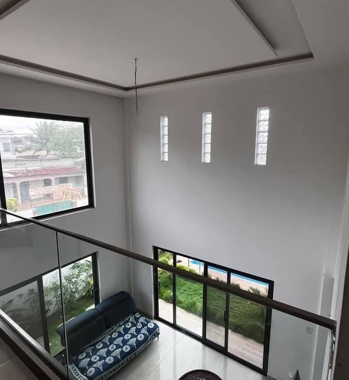 Villa Meublée avec Jardin & Piscine à Louer à Akpakpa_8