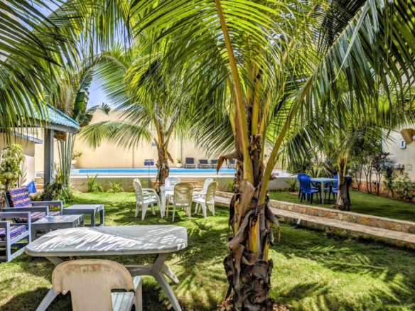 Villa Meublée avec Piscine à Louer à Fidjrossè