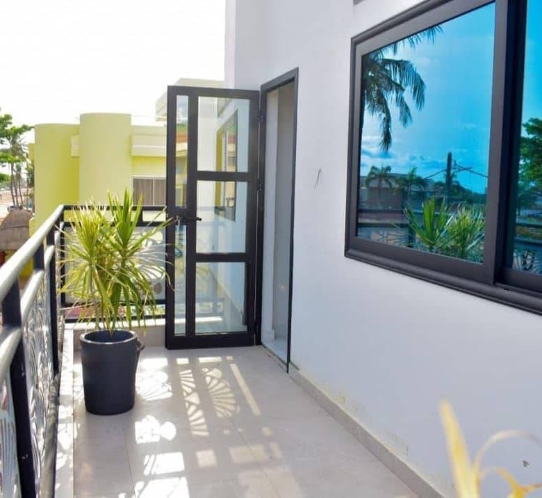 Villa Triplex Meublée à Vendre à Akpakpa_5