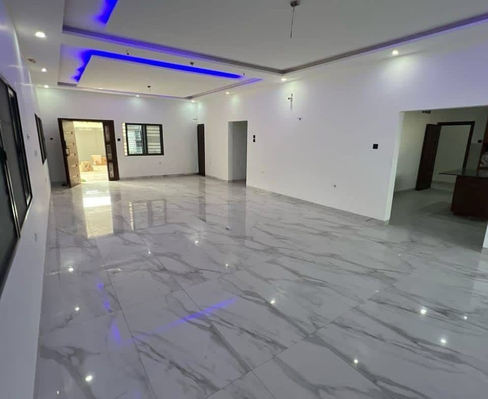 Villa avec piscine 3 chambres à louer - Haie Vive, Cotonou - BENIN-IMMO