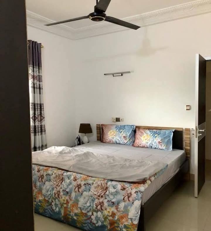Villa duplex meublé à louer 5 chambres Fidjrossè Plage - BENIN-IMMO