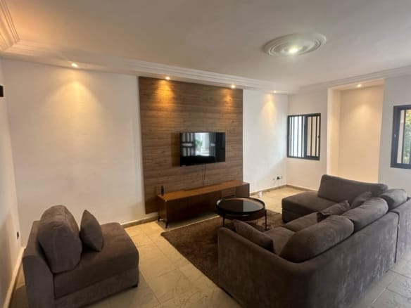 Villa duplex meublée à louer - Haie Vivie, Cotonou