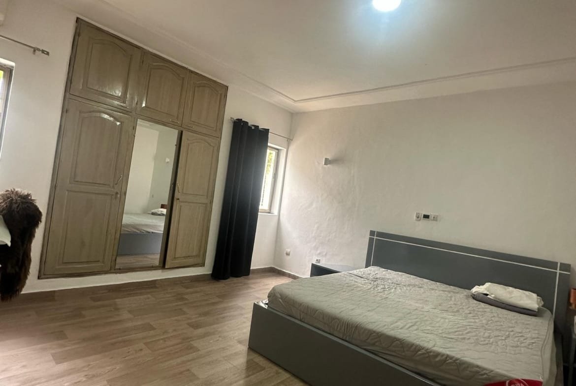 Villa duplex meublée à louer - Haie Vivie, Cotonou - BENIN-IMMO