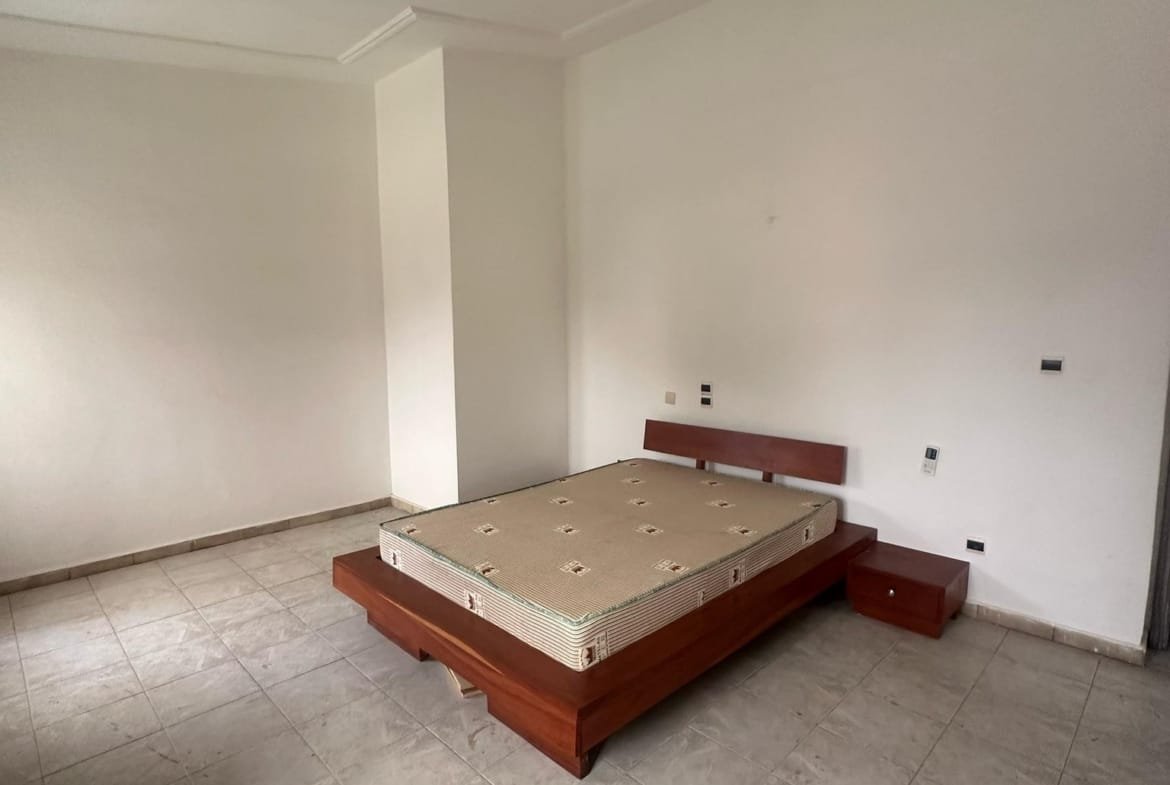 Villa duplex meublée à louer - Haie Vivie, Cotonou - BENIN-IMMO