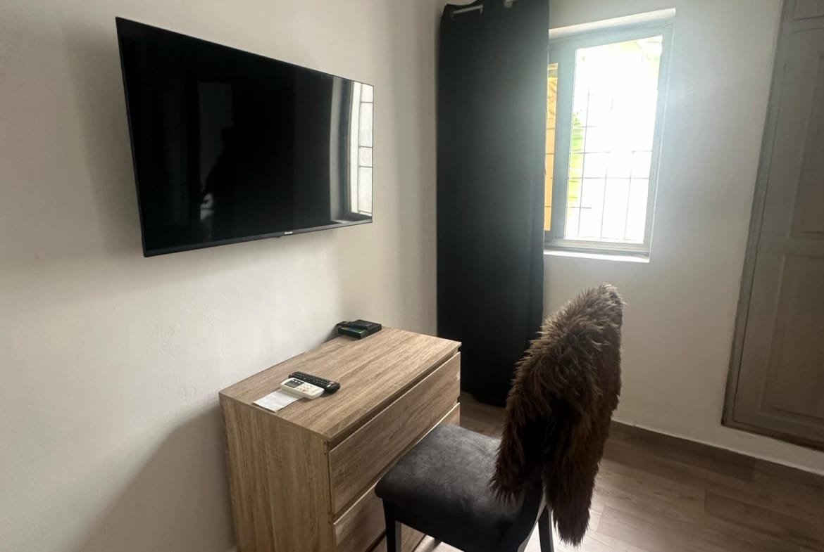Villa duplex meublée à louer - Haie Vivie, Cotonou - BENIN-IMMO