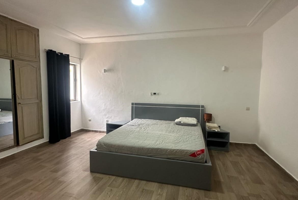 Villa duplex meublée à louer - Haie Vivie, Cotonou - BENIN-IMMO