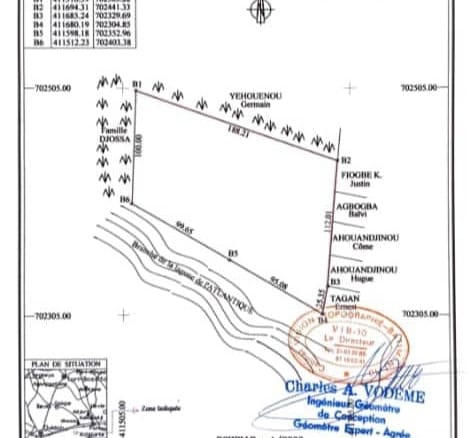 Domaine en Bord de Lagune à Vendre à Avlékété_0