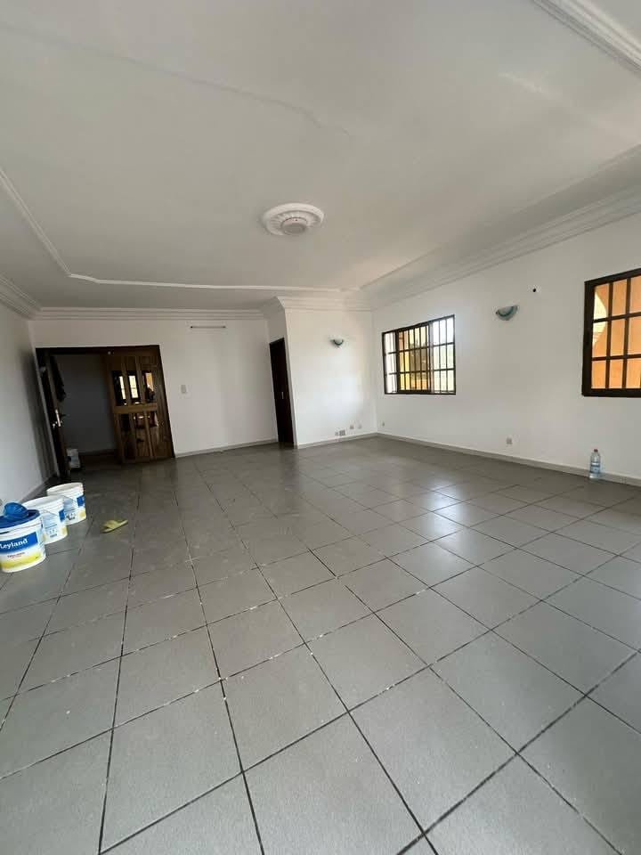 Location appartement 4 chambres à Fidjrossè Plage
