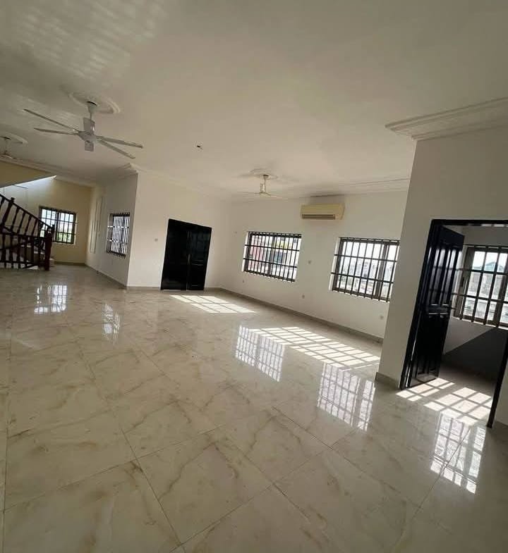 Location villa climatisée à Fidjrossè Plage avec vue mer - BENIN-IMMO