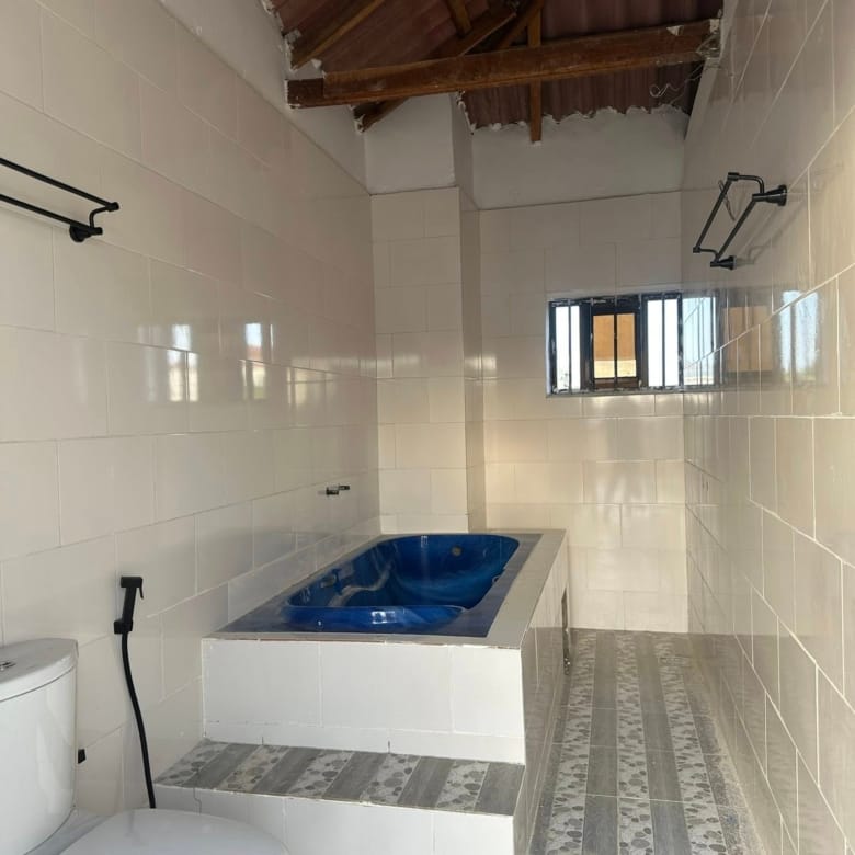 Villa Duplex de 6 Chambres à Louer à Calavi Aitchedji - BENIN-IMMO