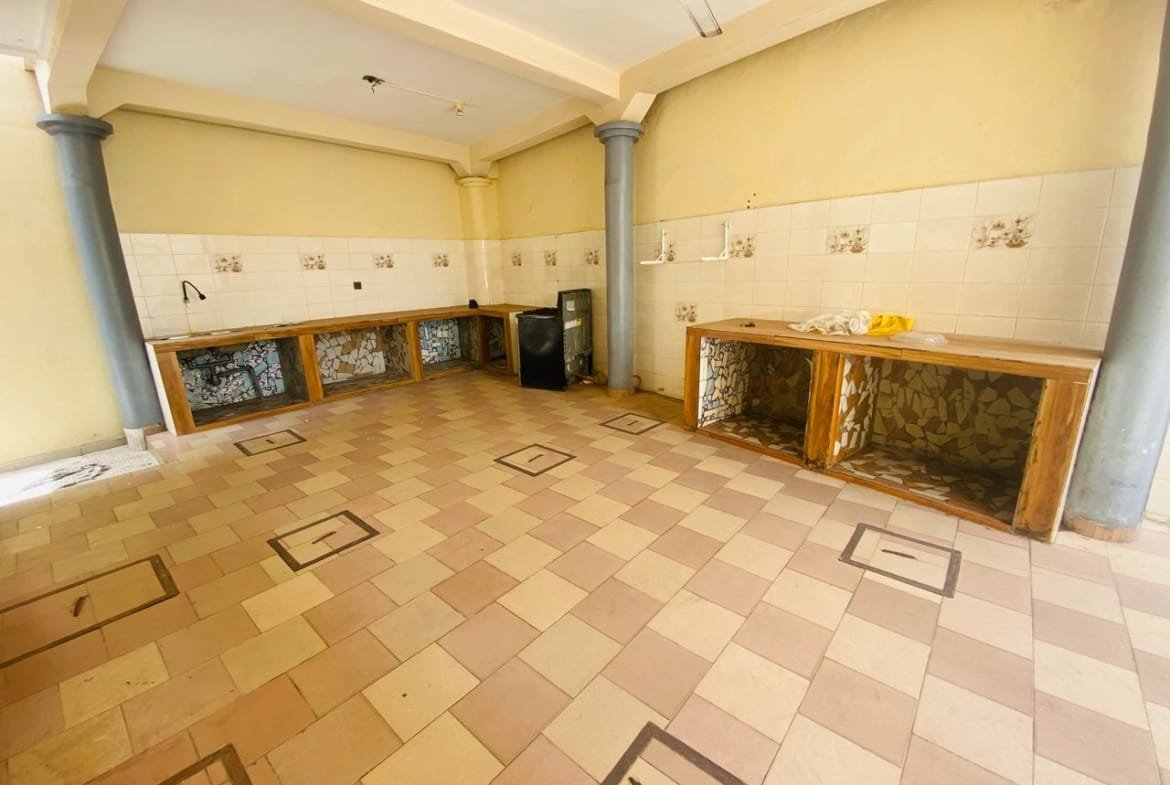 Vente Villa R+2 de 6 Chambres à Fidjrossè