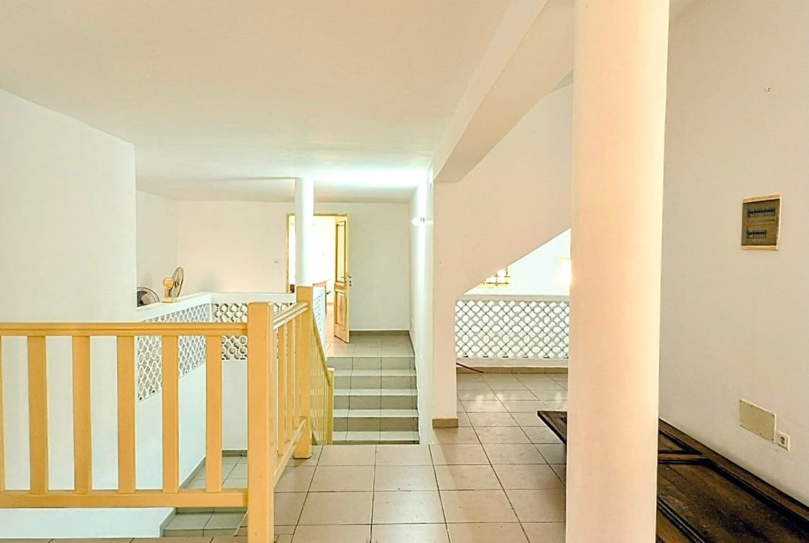 Villa à Vendre à Agla-Figaro Cotonou - BENIN-IMMO