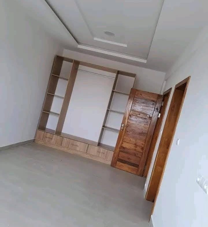 Appartement 3 Chambres Climatisé à Louer à Haie Vive_11