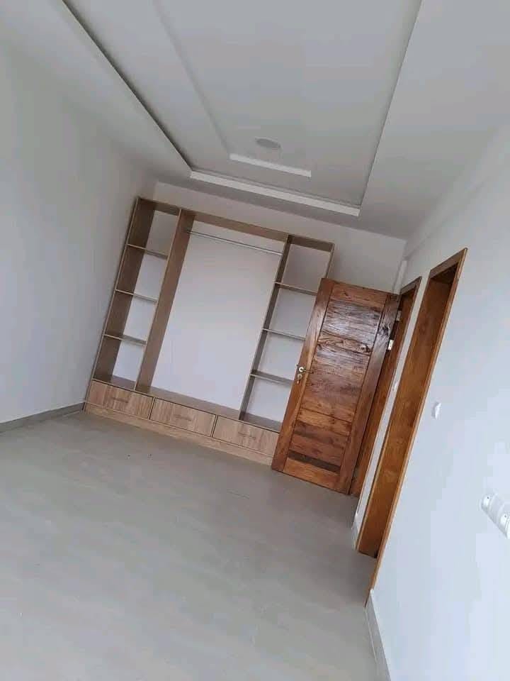 Appartement 3 Chambres Climatisé à Louer à Haie Vive_11