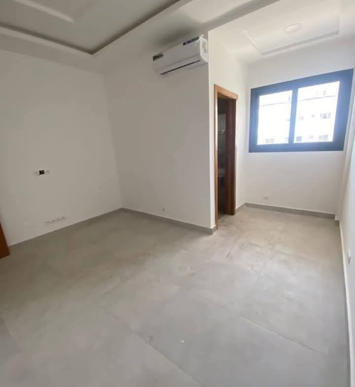 Appartement 3 Chambres Climatisé à Louer à Haie Vive_5