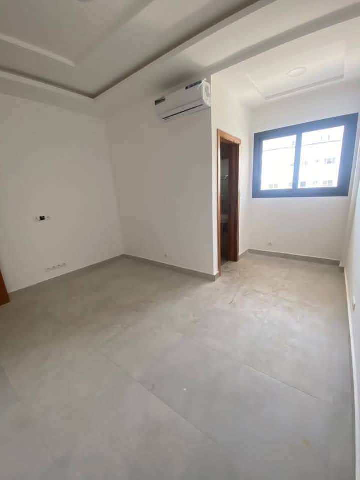 Appartement 3 Chambres Climatisé à Louer à Haie Vive_5