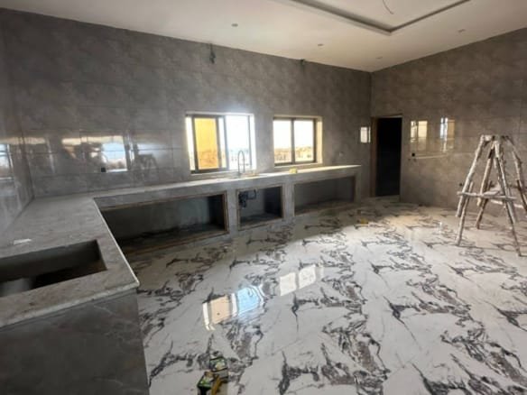 Appartement 5 chambres salon à louer à Fidjrossè_6