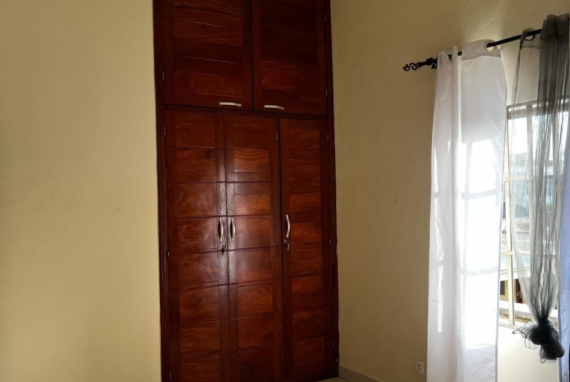 Appartement Meublé 2 Chambres à Louer à Fidjrossè
