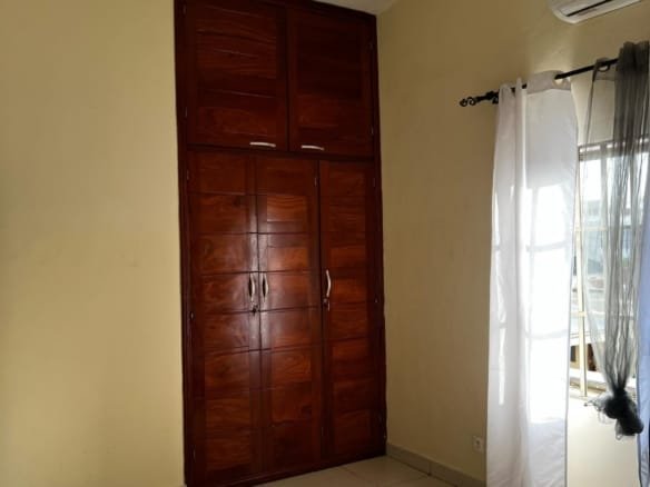 Appartement Meublé 2 Chambres à Louer à Fidjrossè