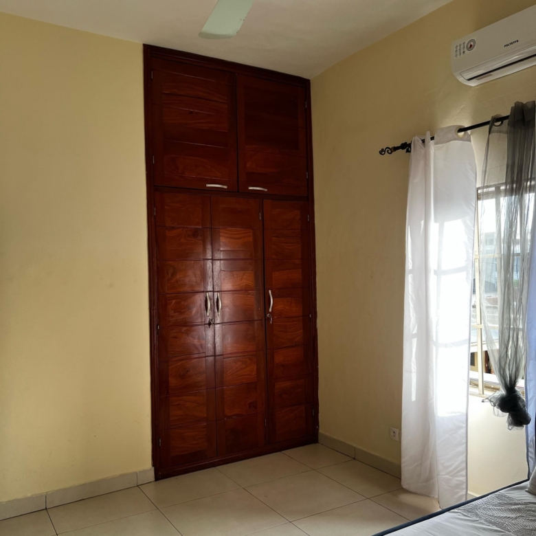 Appartement Meublé 2 Chambres à Louer à Fidjrossè