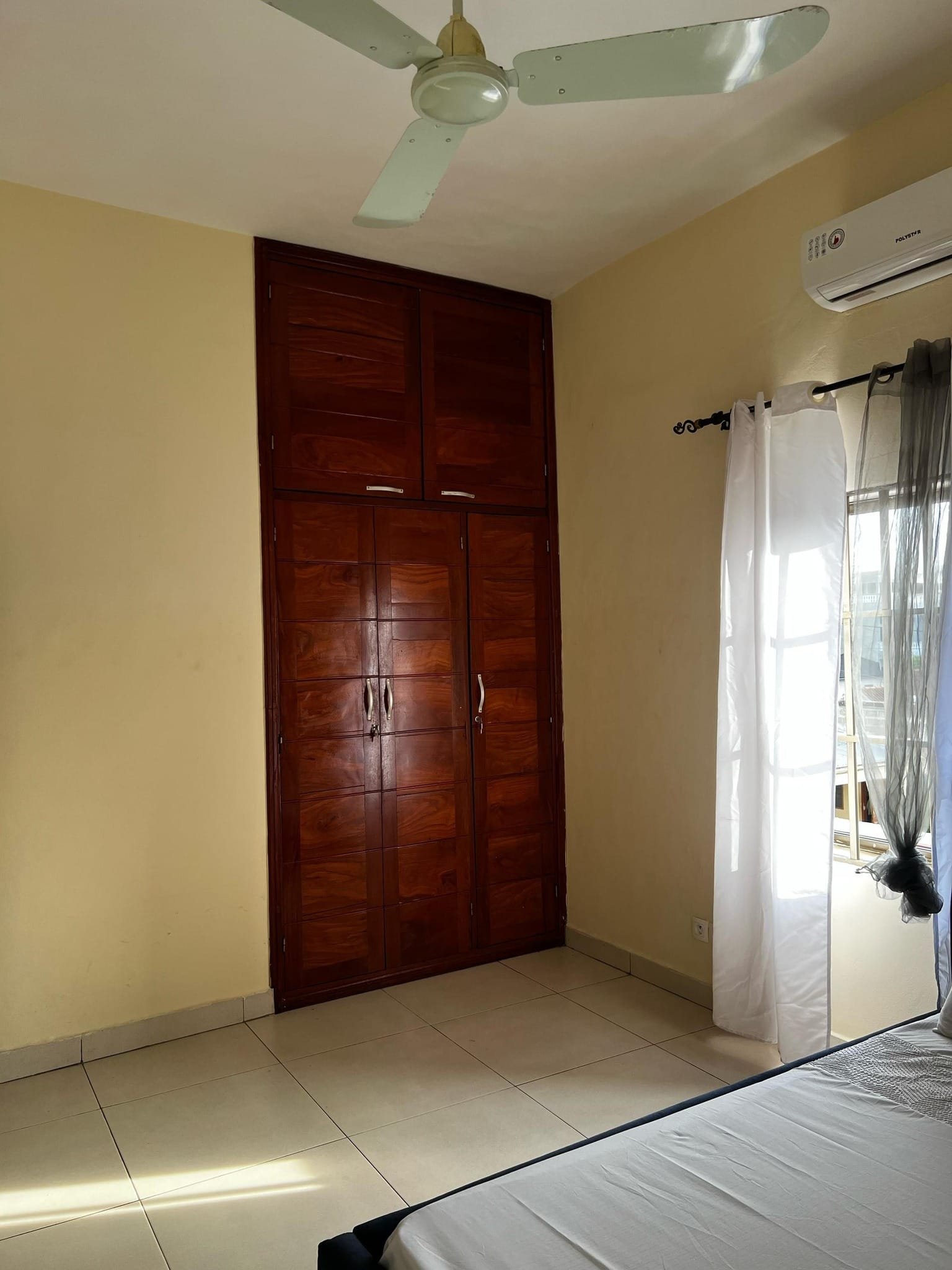 Appartement Meublé 2 Chambres à Louer à Fidjrossè