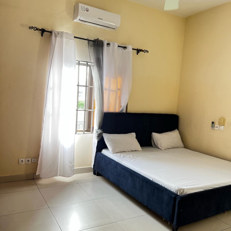 Appartement Meublé 2 Chambres à Louer à Fidjrossè