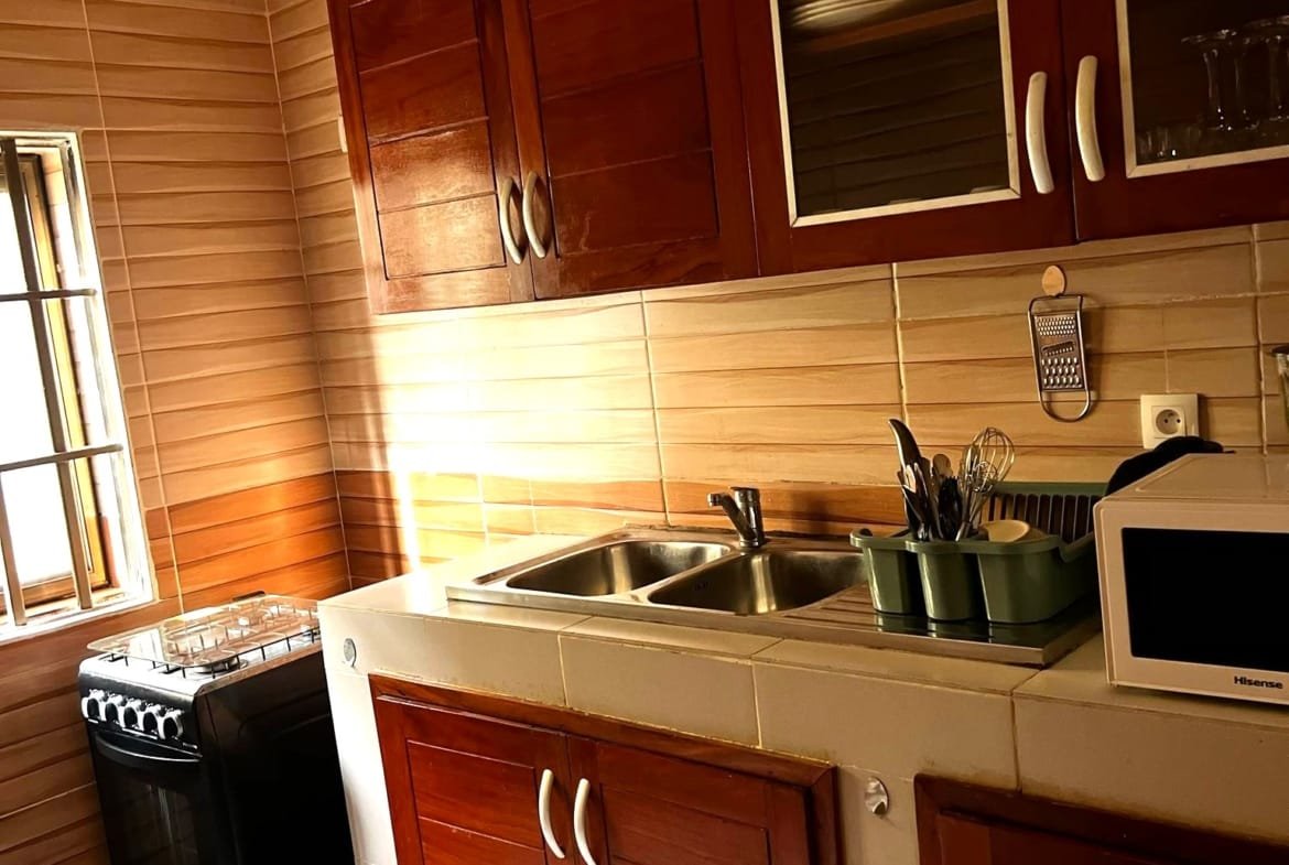 Appartement Meublé 2 Chambres à Louer à Fidjrossè