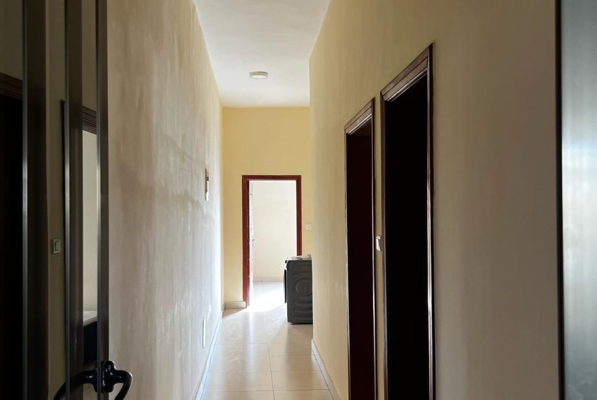 Appartement Meublé 2 Chambres à Louer à Fidjrossè