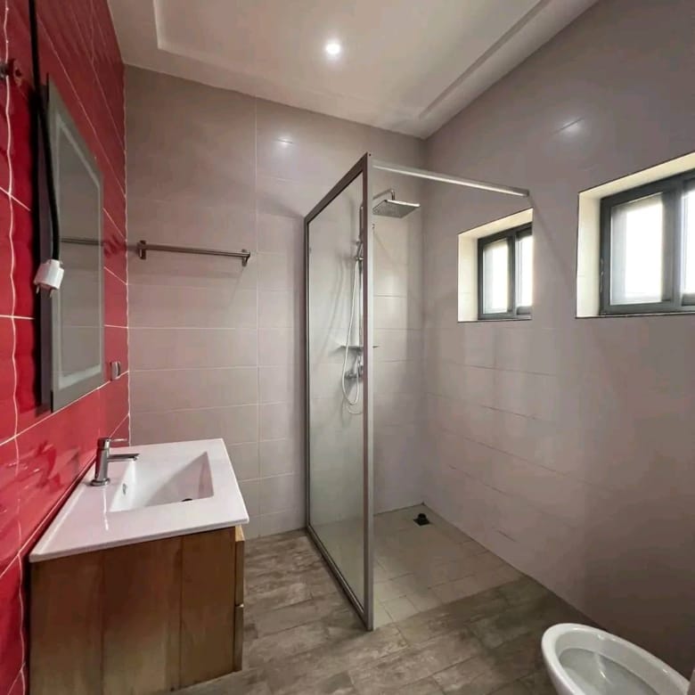 Location appartement 3 chambres à Akpakpa