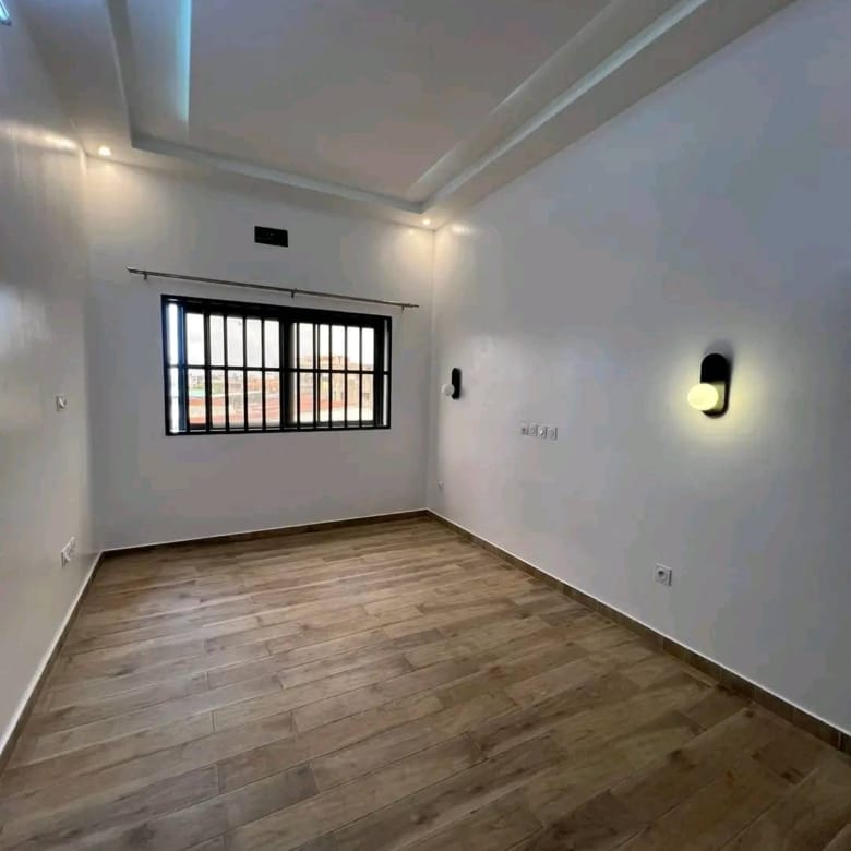 Location appartement 3 chambres à Akpakpa