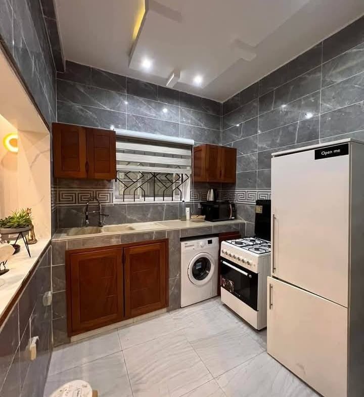 Appartement meublé 2 chambres à louer à Fidjrossè Plage_10