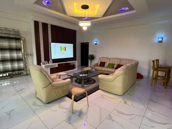 Appartement meublé 3 Ch à louer à Fidjrossè Plage