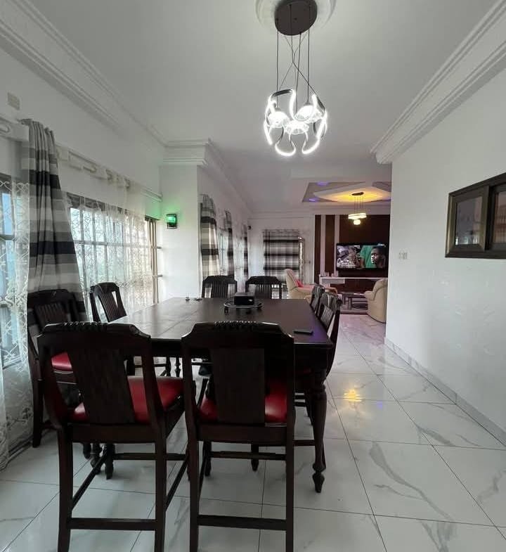 Appartement meublé 3 Ch à louer à Fidjrossè Plage_2