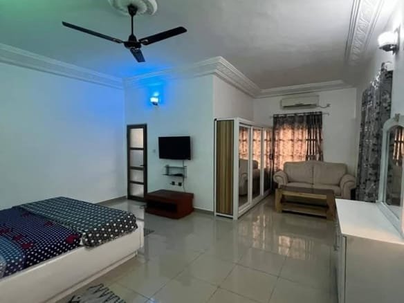 Appartement meublé 3 Ch à louer à Fidjrossè Plage_3