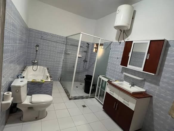 Appartement meublé 3 Ch à louer à Fidjrossè Plage_7