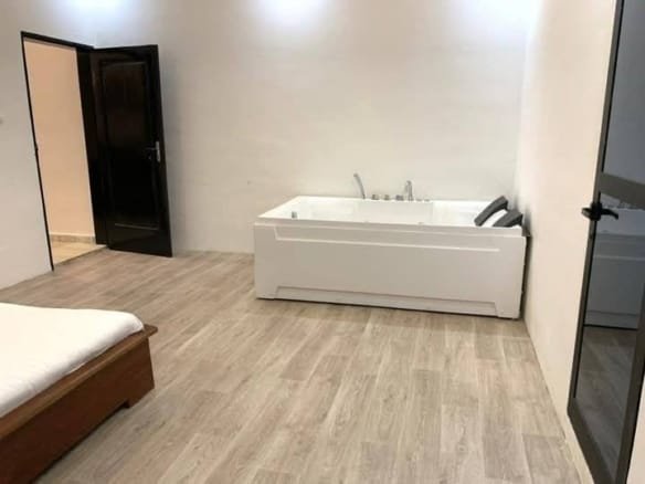 Appartement meublé avec jacuzzi à louer à Fidjrossè_14